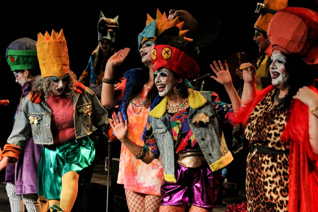MURGA BAILA LA CHOLA ESTRENA